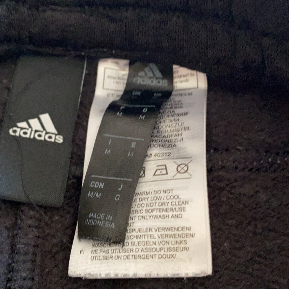 Men’s medium adidas jogger pants. - Picture 2 of 7